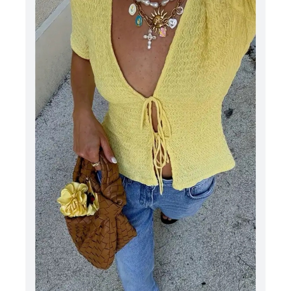 Zara Yellow Textured Tie Front Short Sleeve V-Neck Top Medium 5039/497/300